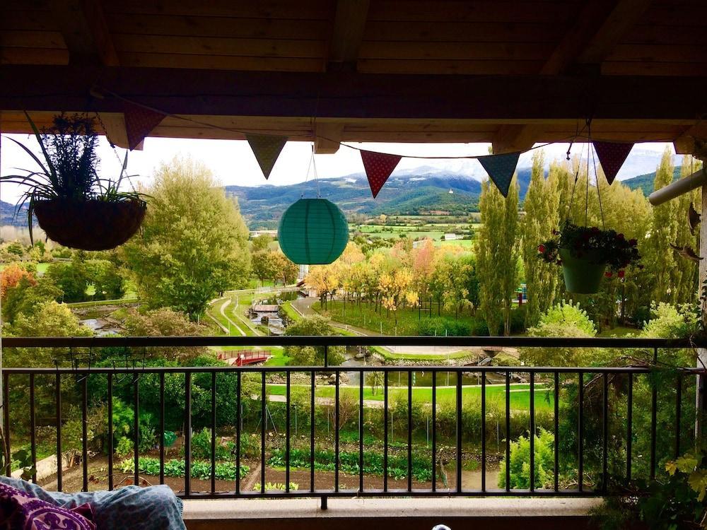 Casa Catharina Bed & Breakfast La Seu d'Urgell Exterior foto