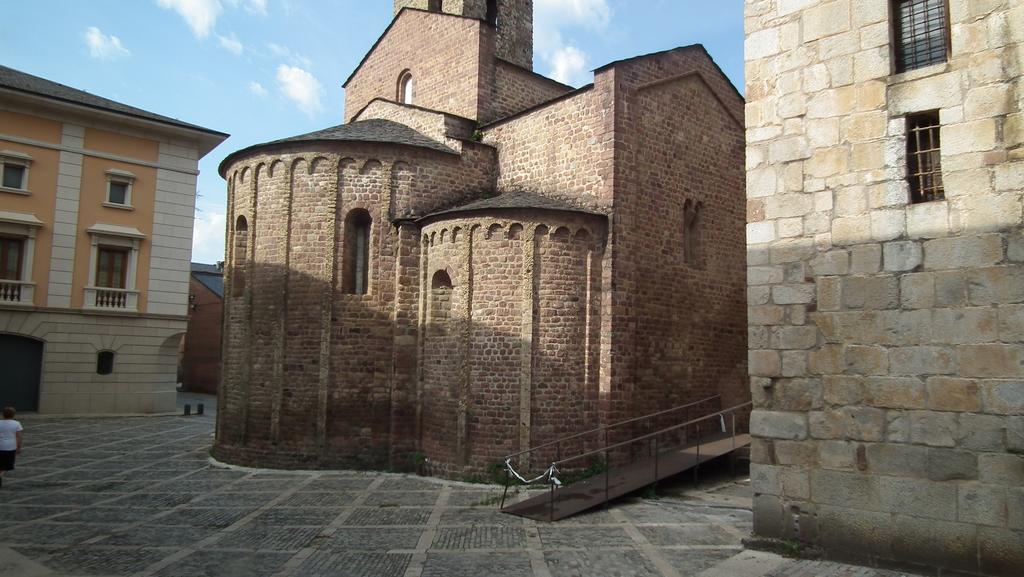 Casa Catharina Bed & Breakfast La Seu d'Urgell Exterior foto