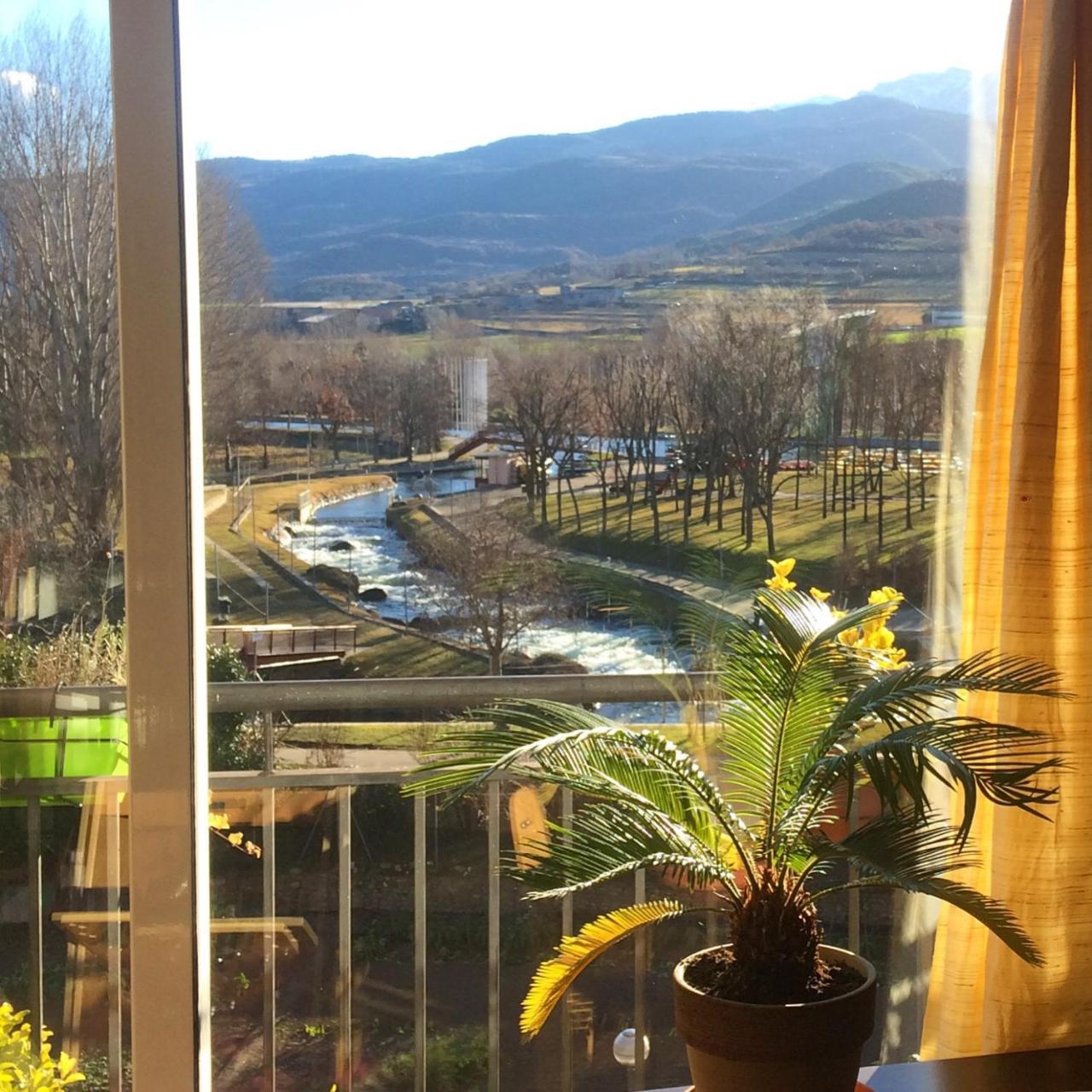 Casa Catharina Bed & Breakfast La Seu d'Urgell Exterior foto