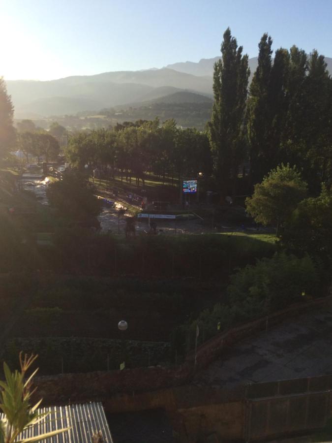 Casa Catharina Bed & Breakfast La Seu d'Urgell Exterior foto